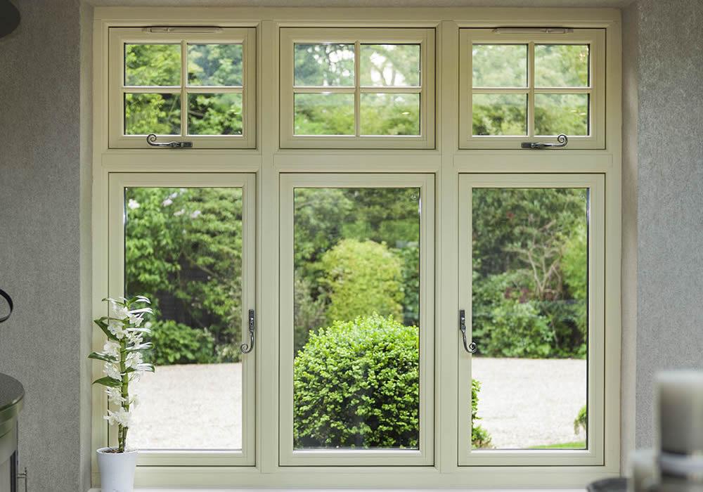 Maintenance-free Residence 7 window frame detail
