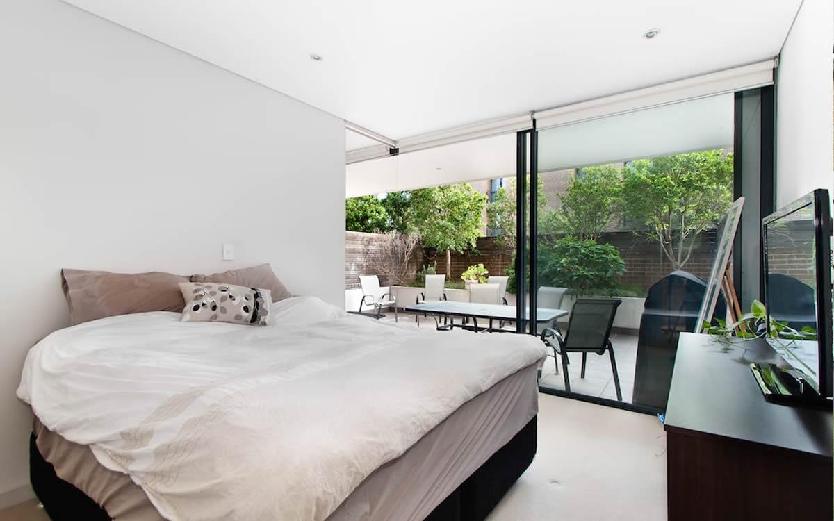Origin aluminium sliding patio door onto a garden